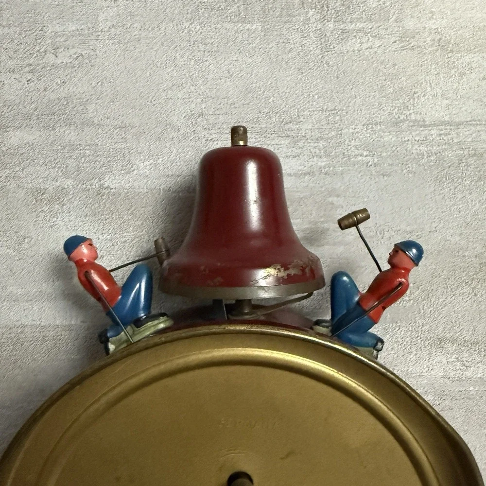 Vintage brass busy